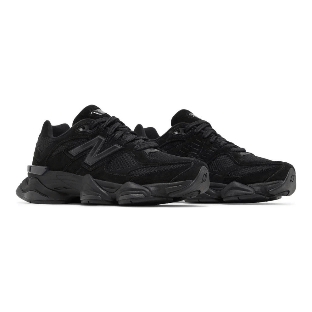 New Balance 9060 Monochrome Black – Sneakers
